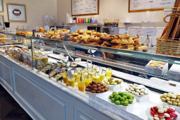 Wes-Pastry06